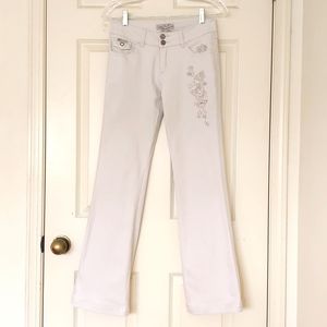 Junior Embroidery cotton/stretch premium jeans.